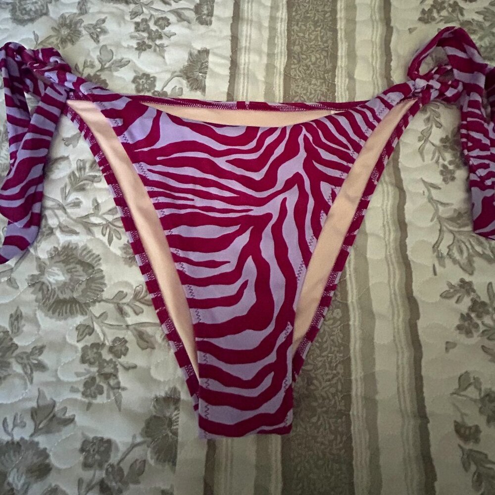 Striped bikini swim bottoms